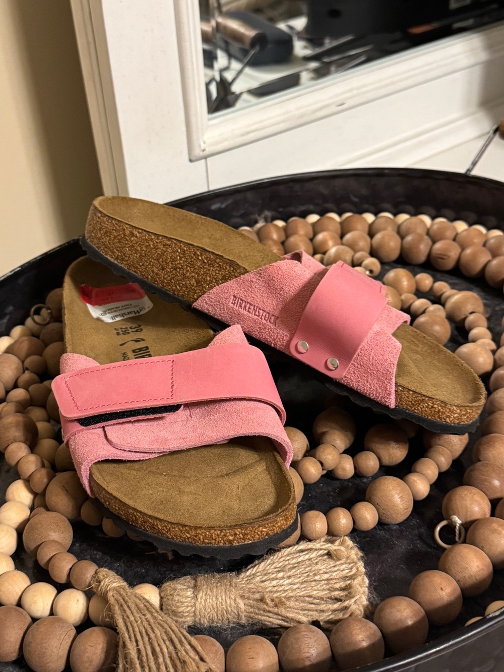 Birkenstock Oita Suede Leather Sandals Candy Pink Size 39 NWT - Picture 2 of 5